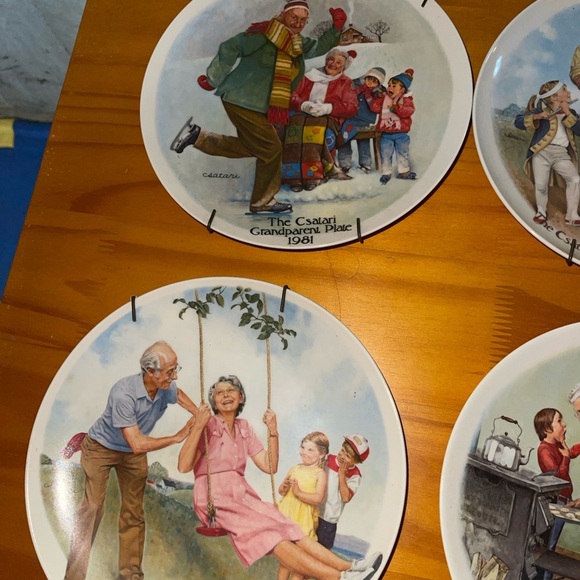 Csatari Grandparent Collector Plates - Picture 2 of 4